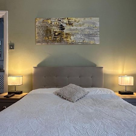 My Sky Secret Garden 1 Bedroom Лондон Екстер'єр фото