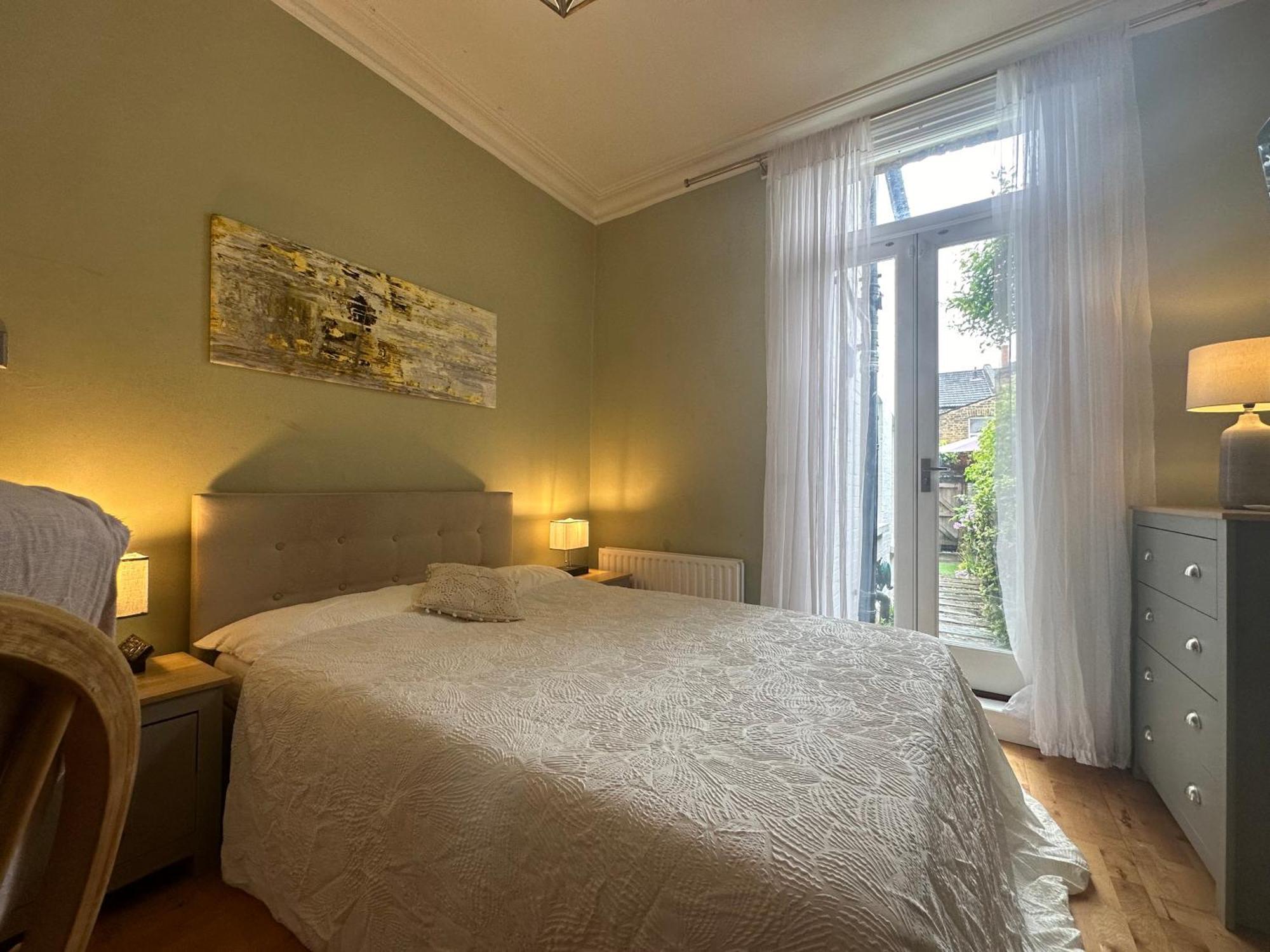 My Sky Secret Garden 1 Bedroom Лондон Екстер'єр фото